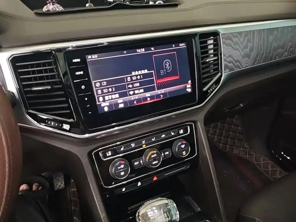 Teramont 2019 530 V6 4WD Flagship Edition (National V Emission Standard) — миниатюра 13