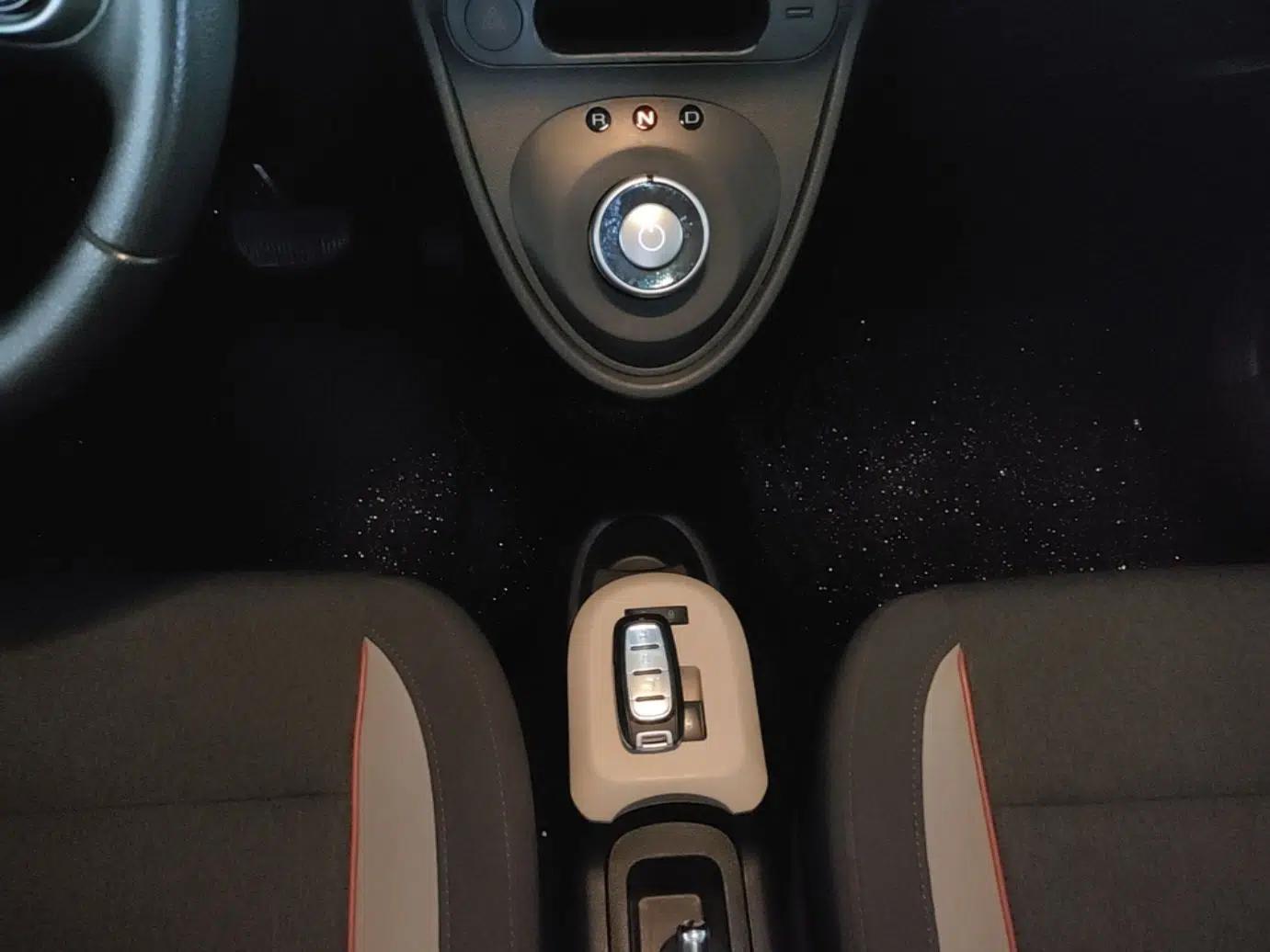ORA Black Cat 2021 301 km Basic Version — миниатюра 16