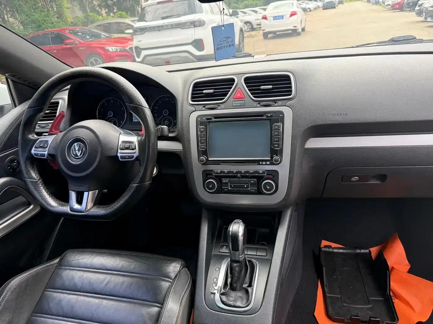 Scirocco 2011 2.0TSI Luxury Edition — миниатюра 6