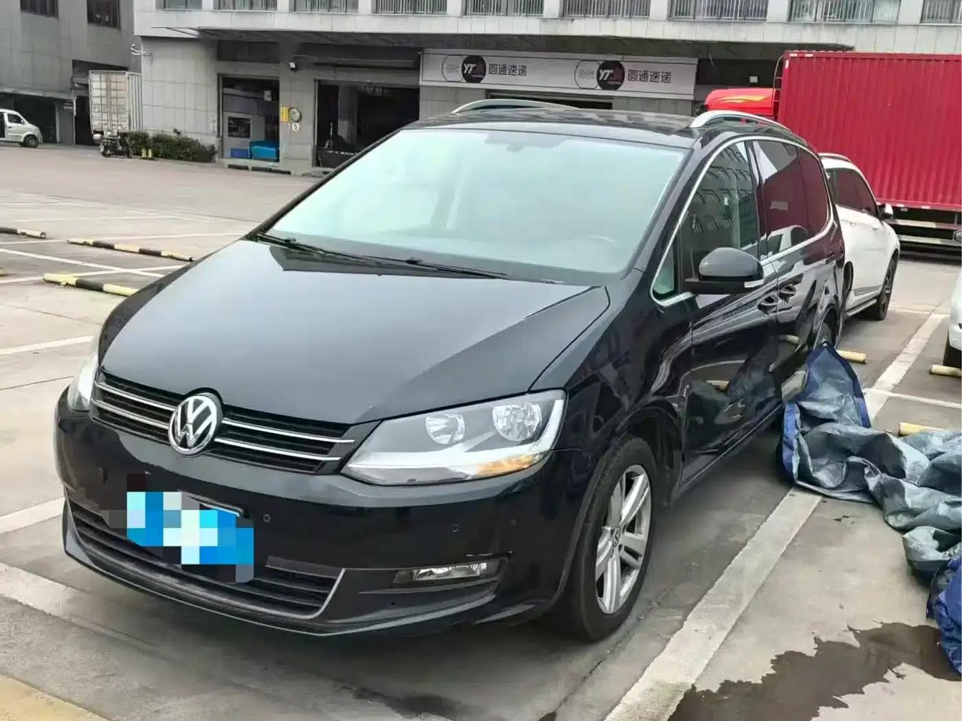 2018 Sharan 380TSI Comfort 7-seater — миниатюра 1
