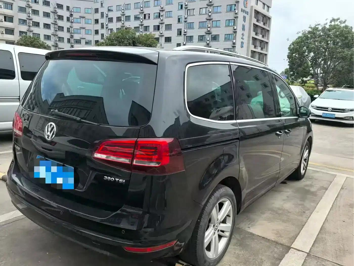 2018 Sharan 380TSI Comfort 7-seater — миниатюра 9