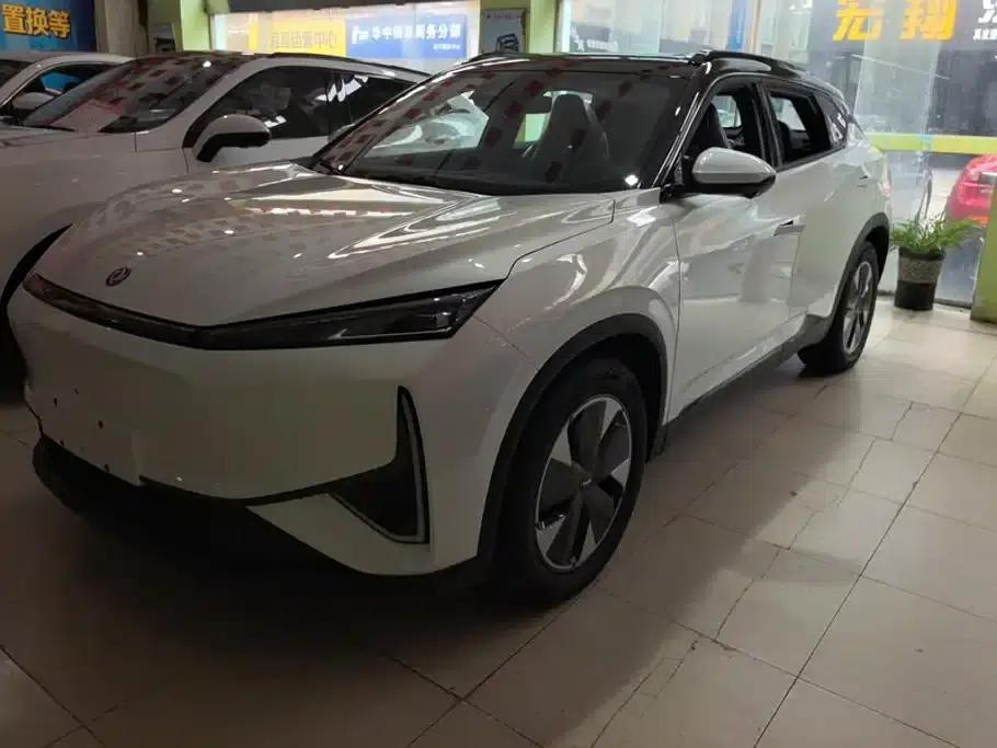 Dongfeng Fengshen L7 2025 Model, 205km Long Range Premium Edition — миниатюра 1