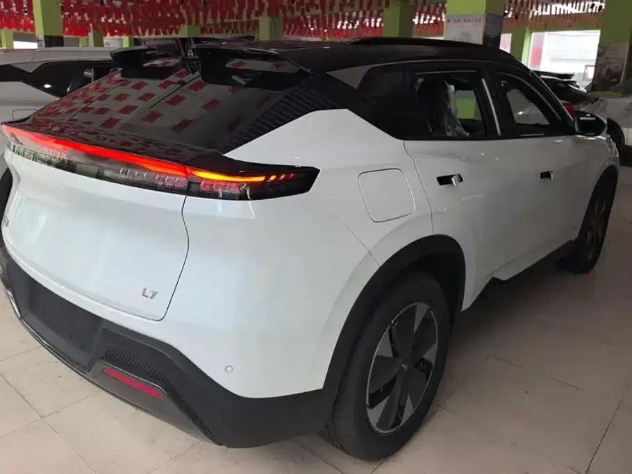 Dongfeng Fengshen L7 2025 Model, 205km Long Range Premium Edition — миниатюра 3