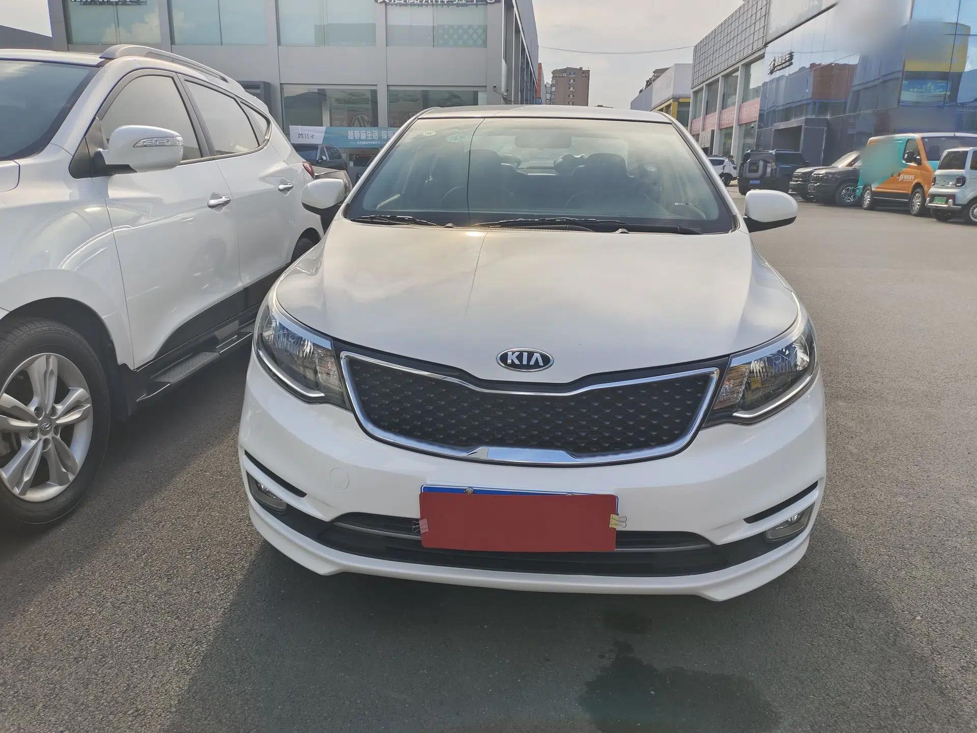 Kia K2 2015 Sedan 1.4L Automatic GLS — миниатюра 2