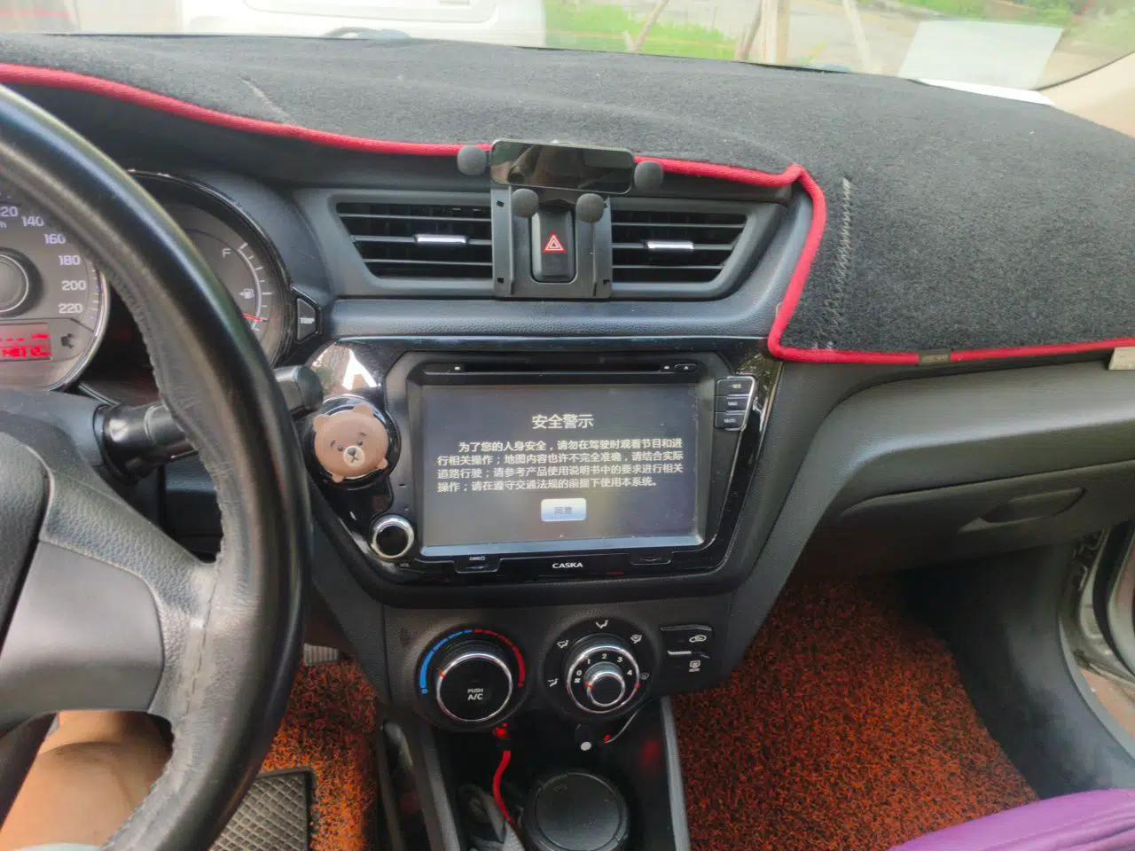 Kia K2 2012 Sedan 1.4L MT GLS Commemorative Edition — миниатюра 13