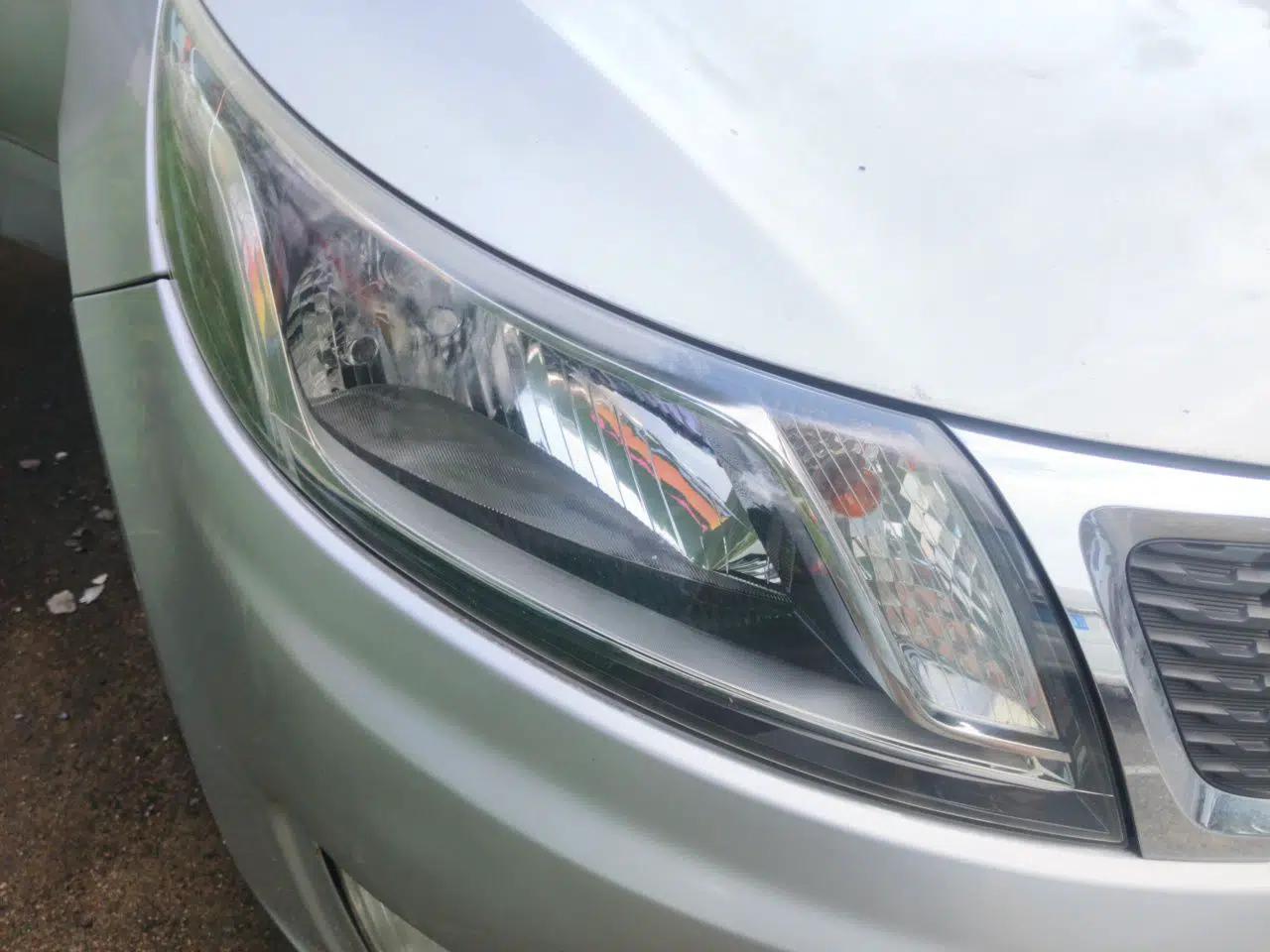 Kia K2 2012 Sedan 1.4L MT GLS Commemorative Edition — миниатюра 7