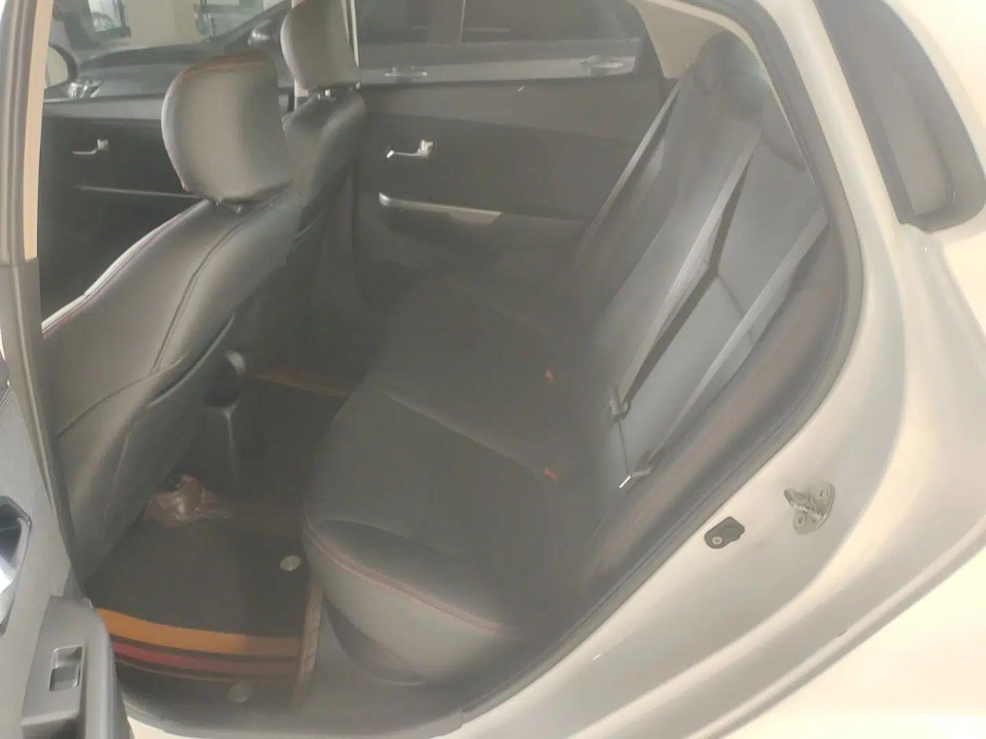Kia K2 2015 Sedan 1.4L MT GLS — миниатюра 20