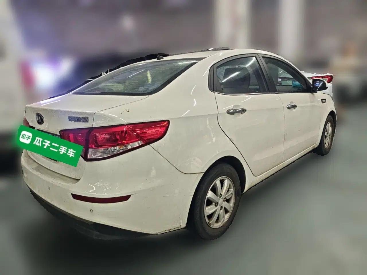 Kia K2 2015 Sedan 1.4L MT GLS — миниатюра 4