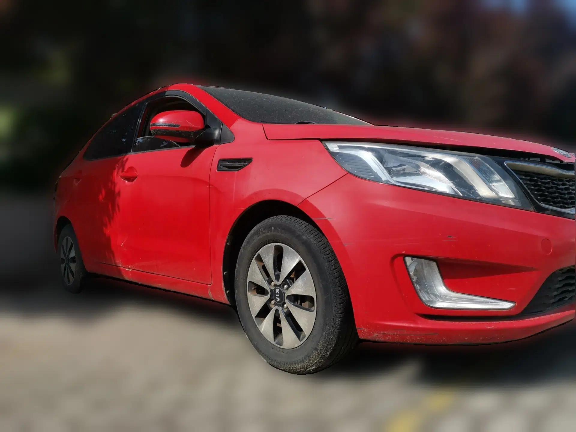 Kia K2 2011 Sedan 1.4L Automatic Top-Trim — миниатюра 3
