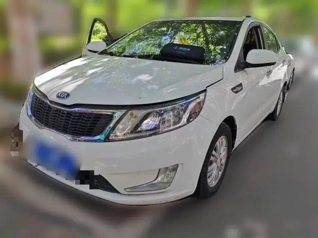 Kia K2 2011 Sedan 1.4L Manual Transmission GLS
