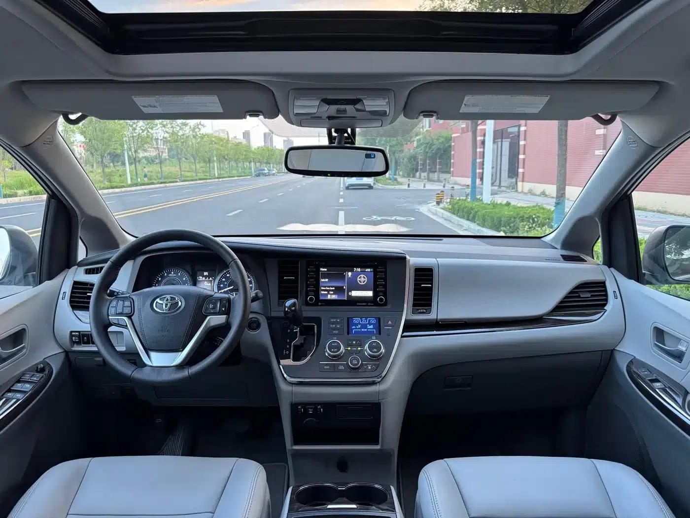 2019 SIENNA 3.5L Mexican Standard Edition — миниатюра 13