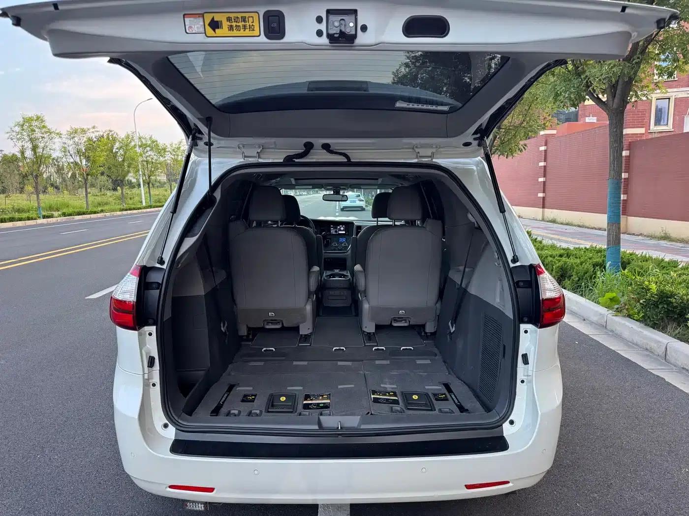 2019 SIENNA 3.5L Mexican Standard Edition — миниатюра 23