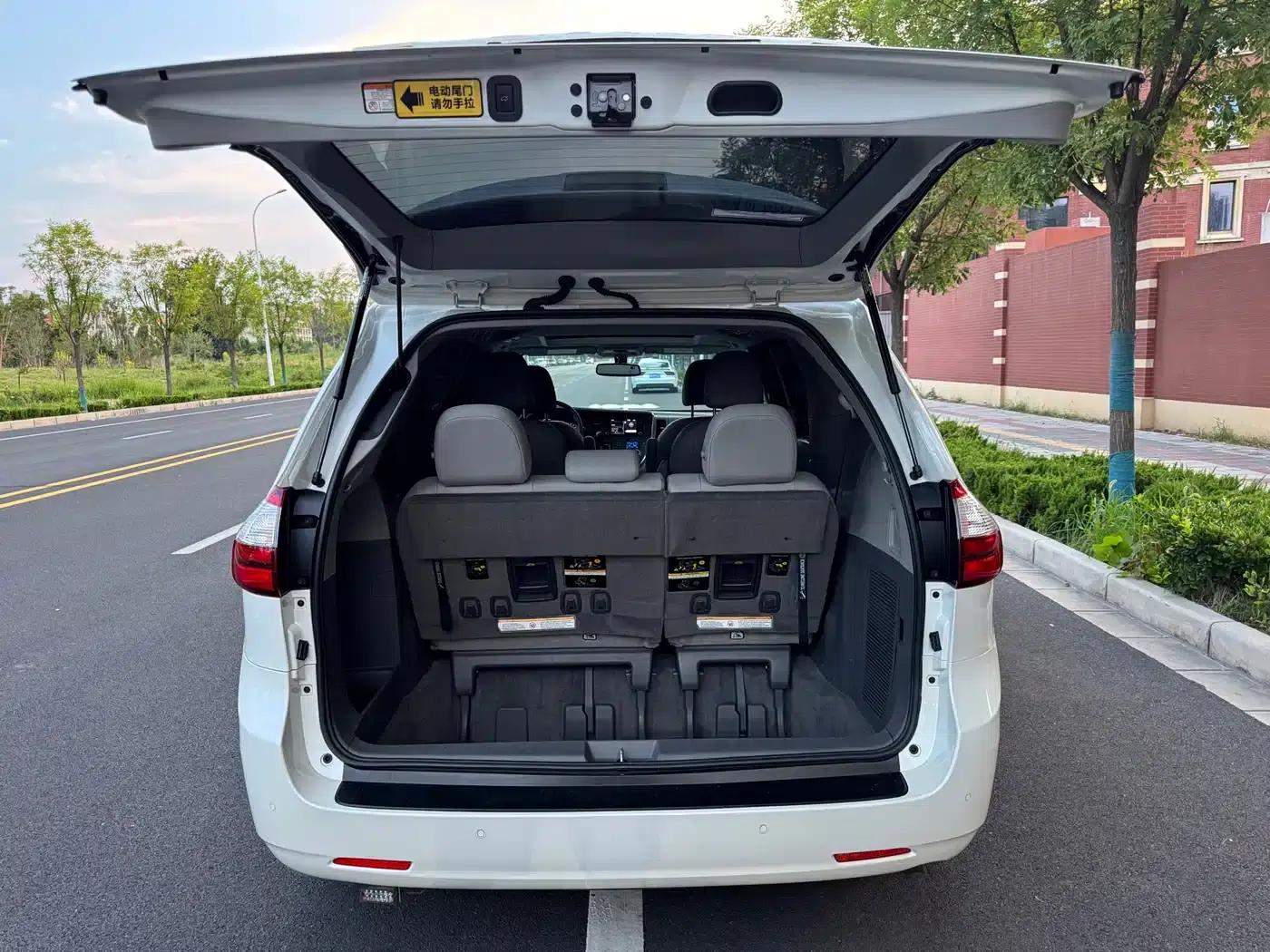 2019 SIENNA 3.5L Mexican Standard Edition — миниатюра 24