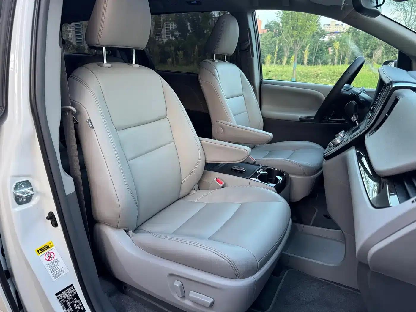 2019 SIENNA 3.5L Mexican Standard Edition — миниатюра 9