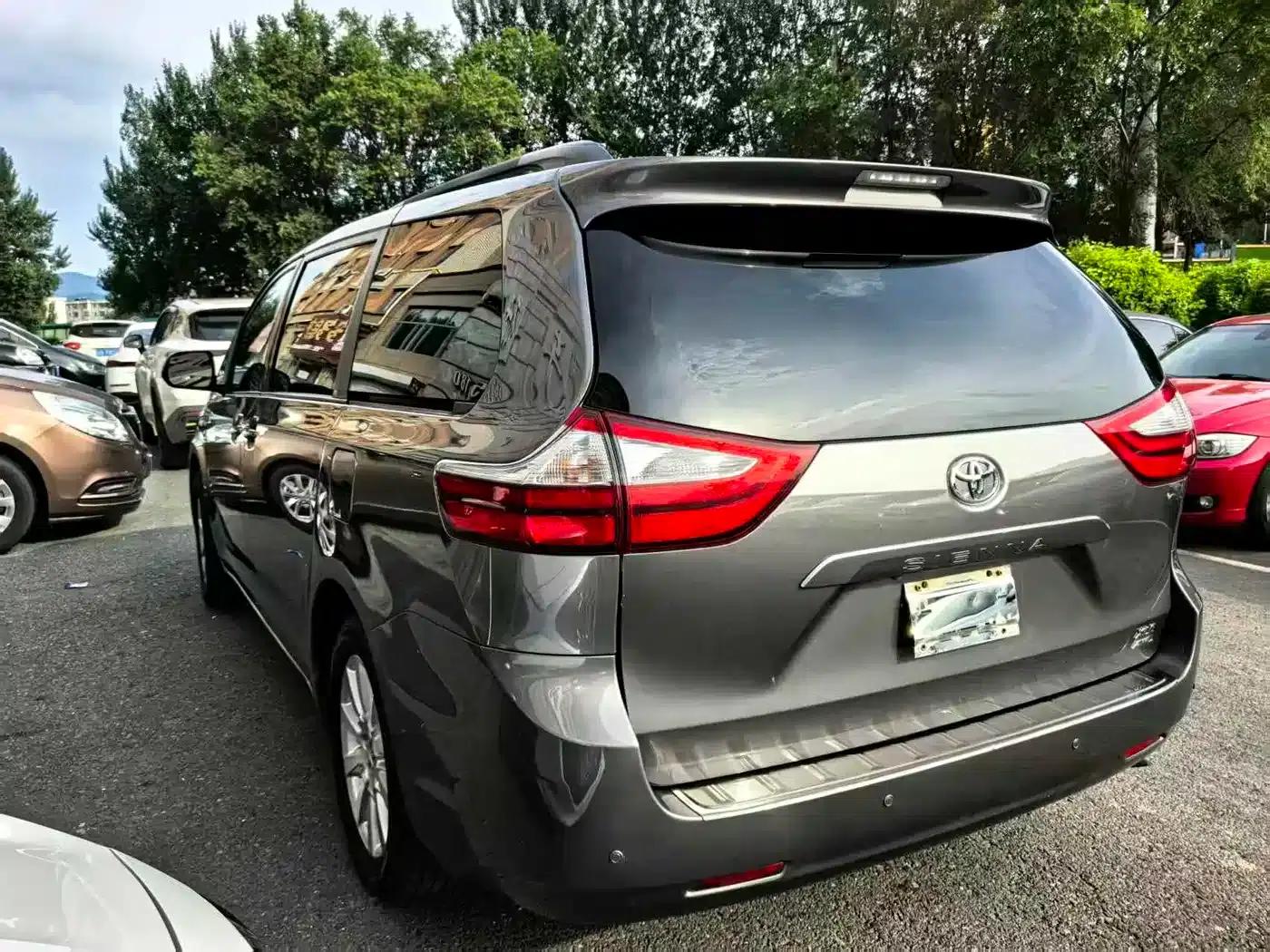 2015 SIENNA 3.5L AWD — миниатюра 8