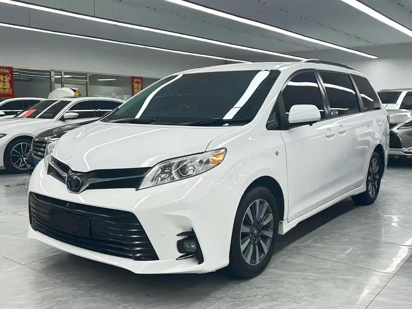 2017 Sienna 3.5L Automatic — миниатюра 1