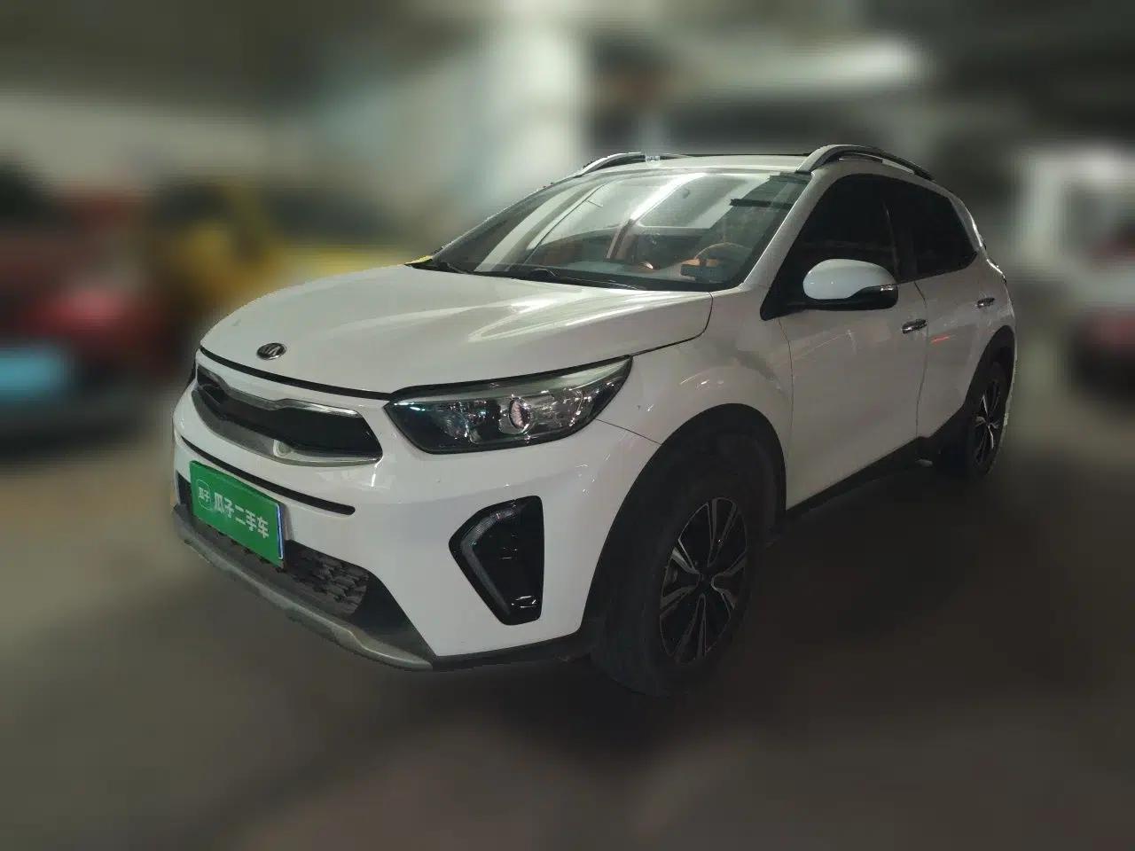 Kia kx1 Stonic 2021 1.4L CVT Fun Edition — миниатюра 1