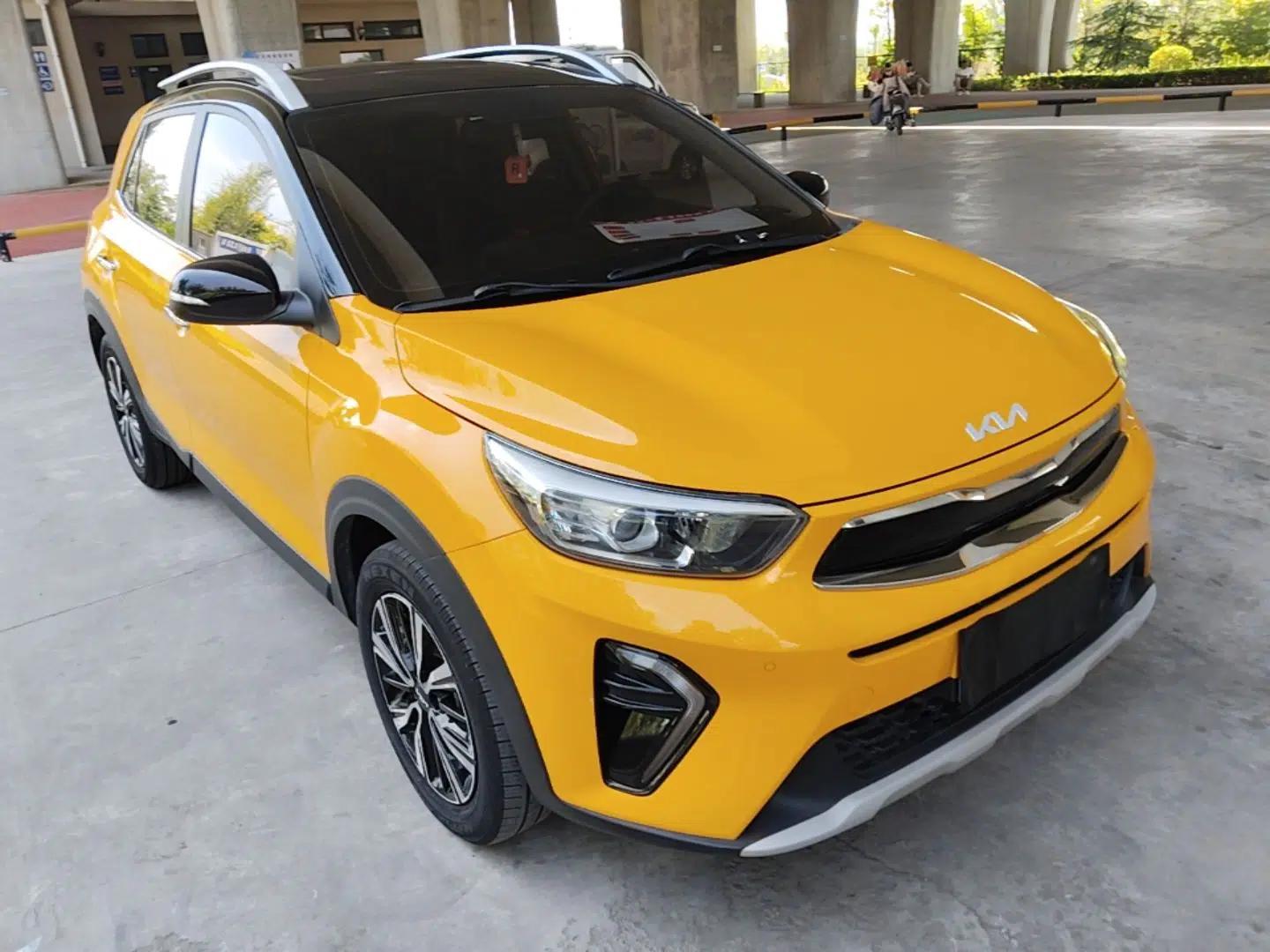 Kia kx1 Stonic 2021 1.4L CVT Fun & Sunroof Model — миниатюра 3