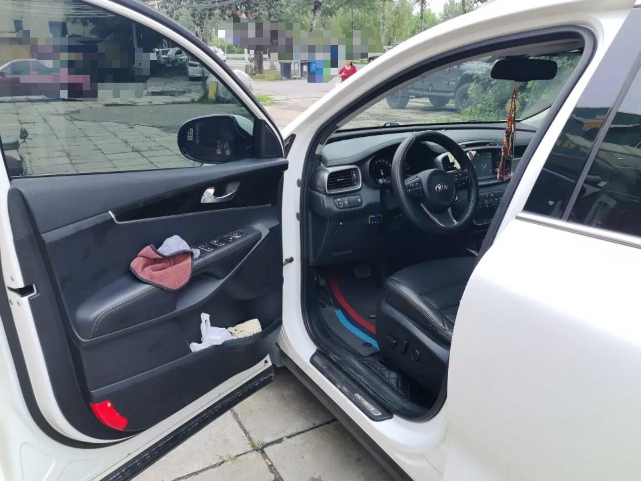 Kia Sorento 2016 Sorento L 2.4L Gasoline 4WD Custom Edition 7 Seats Emission Standard China V — миниатюра 16