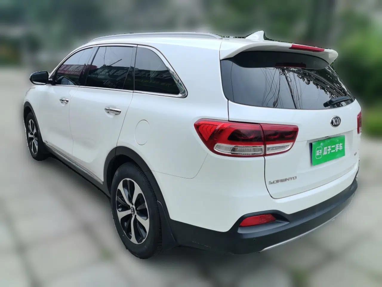 Kia Sorento 2016 Sorento L 2.4L Gasoline 4WD Custom Edition 7 Seats Emission Standard China V — миниатюра 4