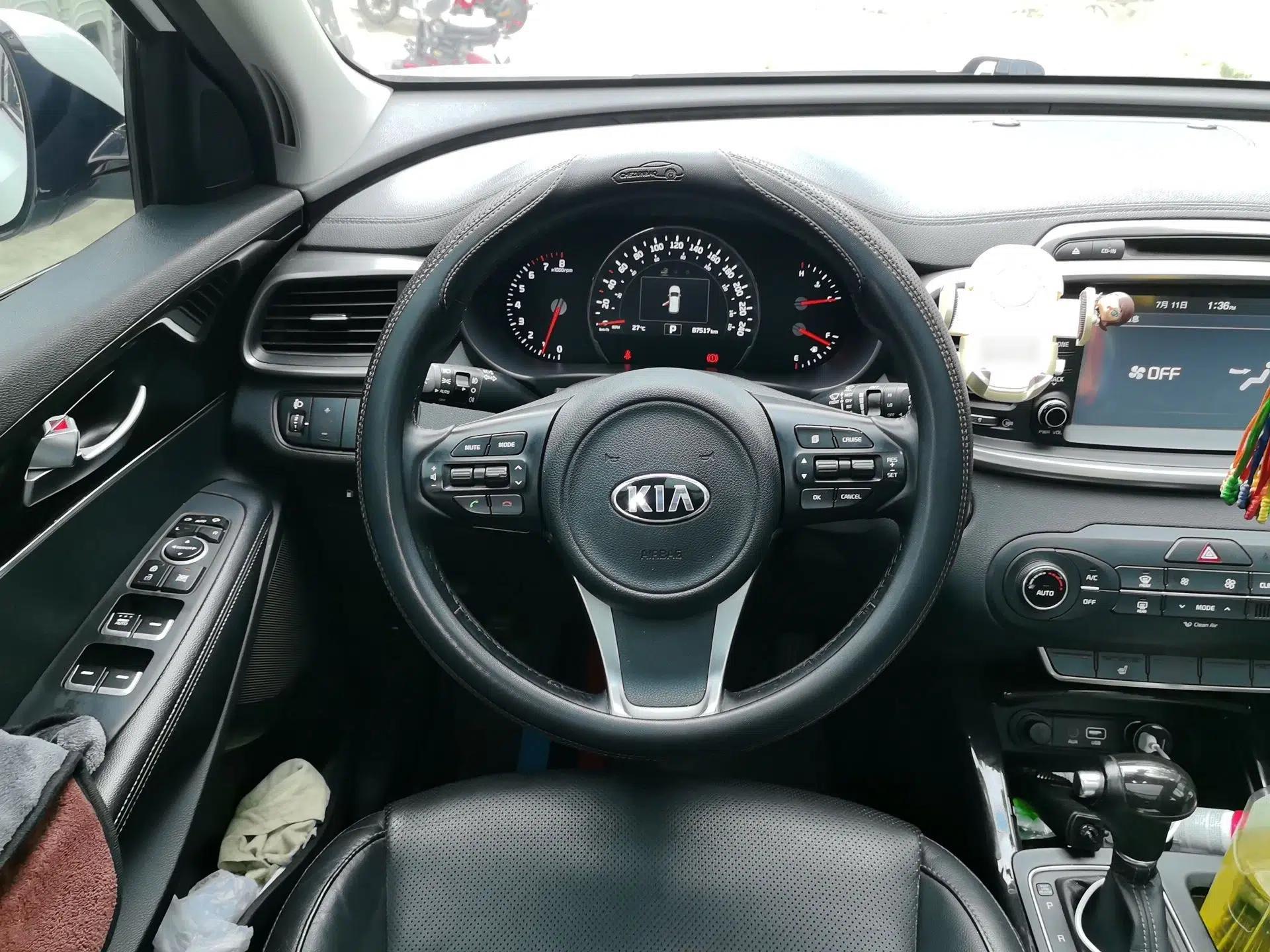 Kia Sorento 2016 Sorento L 2.4L Gasoline 4WD Custom Edition 7 Seats Emission Standard China V — миниатюра 10