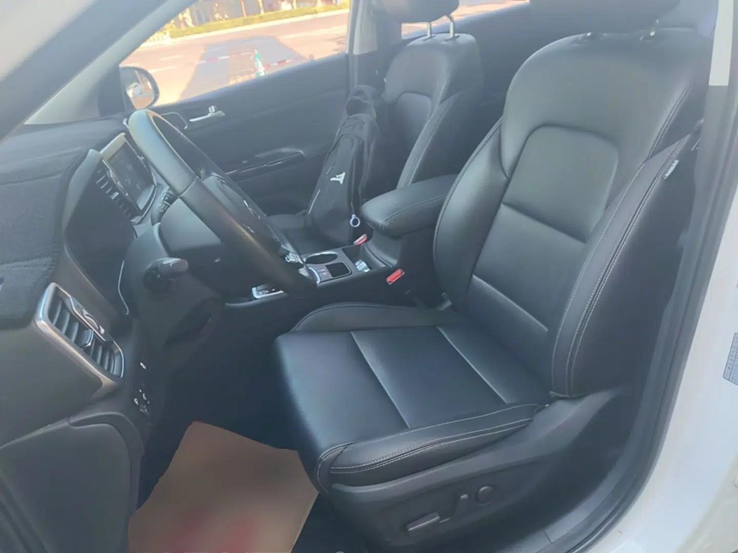 Kia KX5 2016 1.6T Automatic Two-Wheel Drive DLX — миниатюра 22