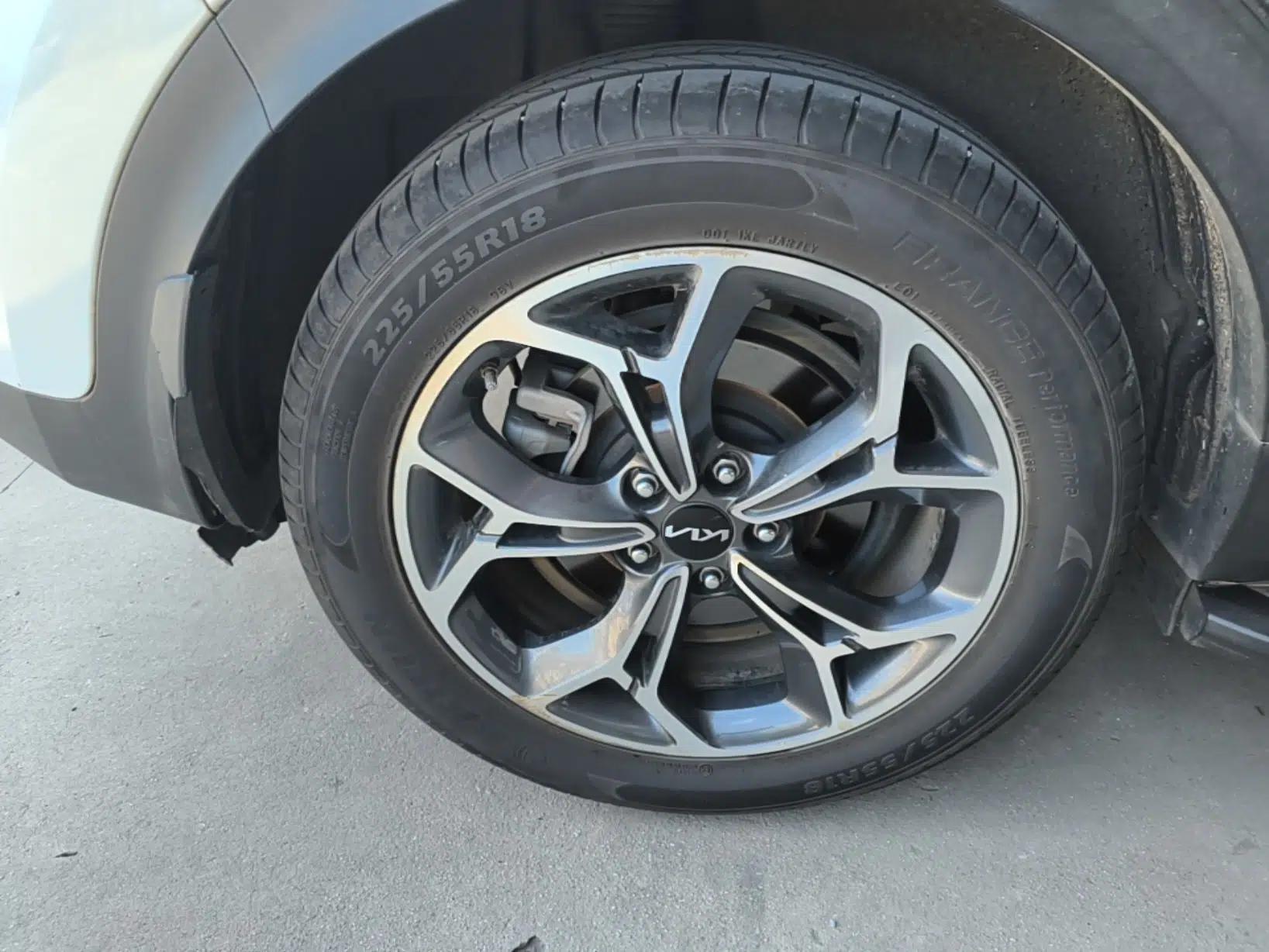 Kia KX5 2021 1.6T Automatic Two-Wheel Drive Luxury Edition — миниатюра 11