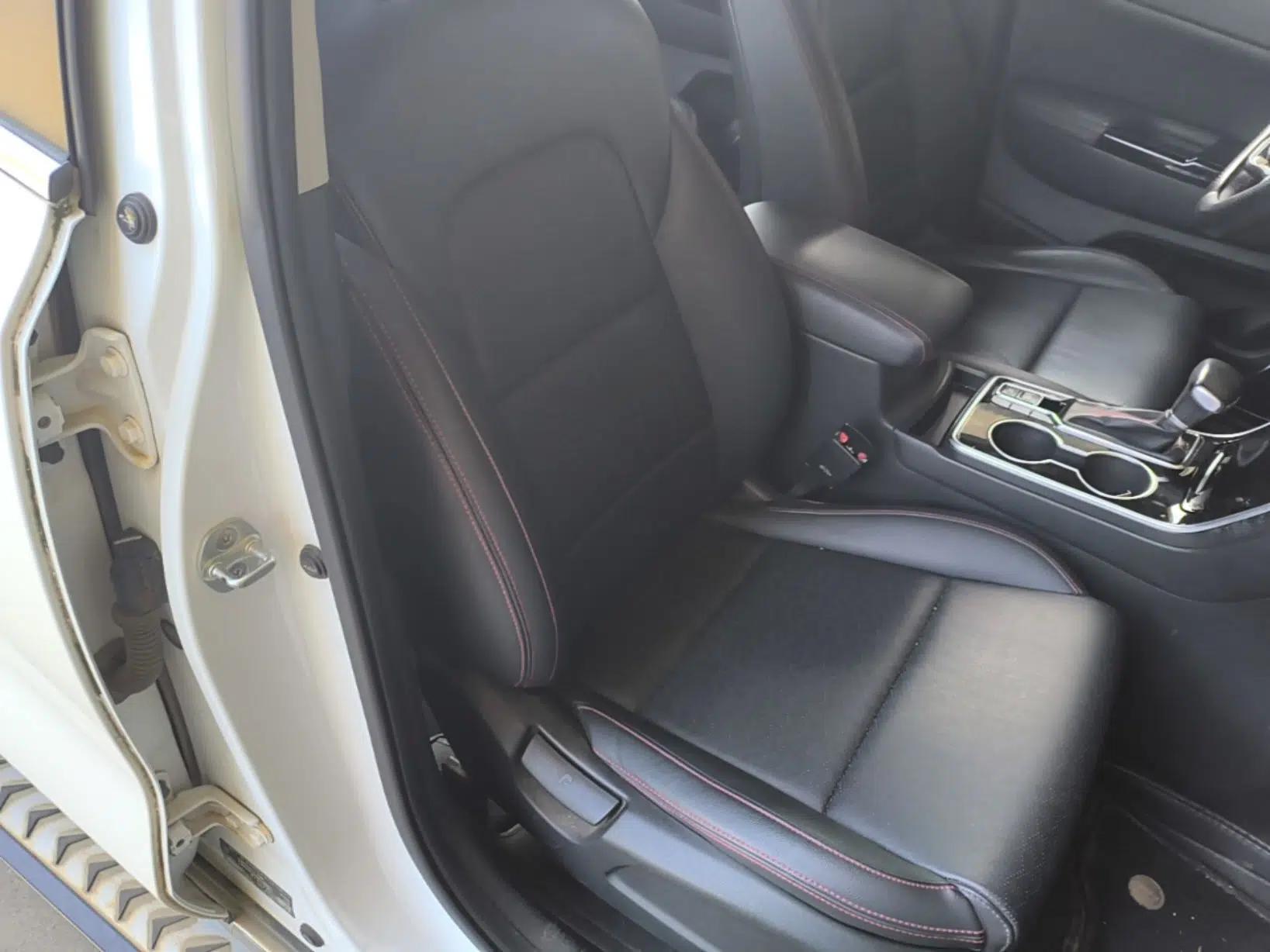 Kia KX5 2021 1.6T Automatic Two-Wheel Drive Luxury Edition — миниатюра 19