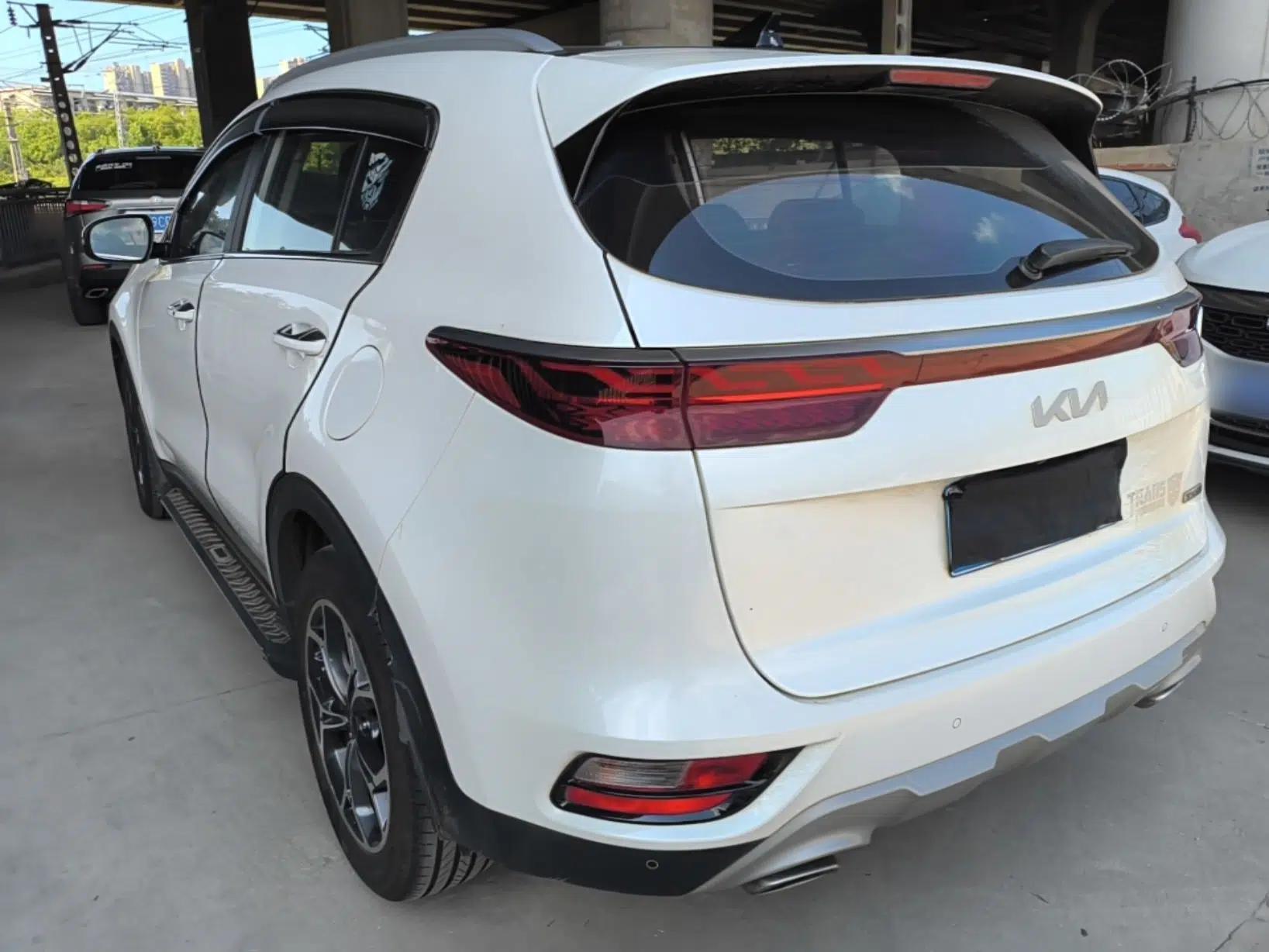 Kia KX5 2021 1.6T Automatic Two-Wheel Drive Luxury Edition — миниатюра 4