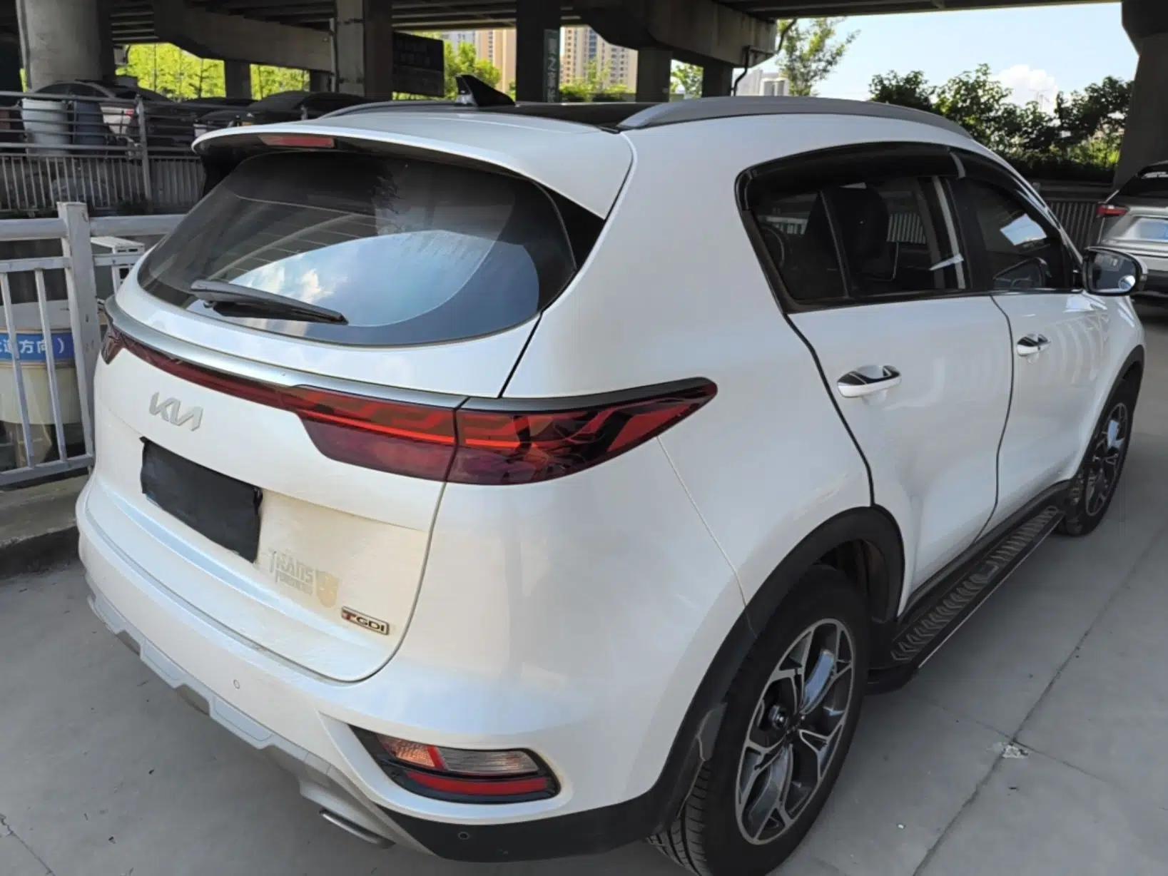 Kia KX5 2021 1.6T Automatic Two-Wheel Drive Luxury Edition — миниатюра 6