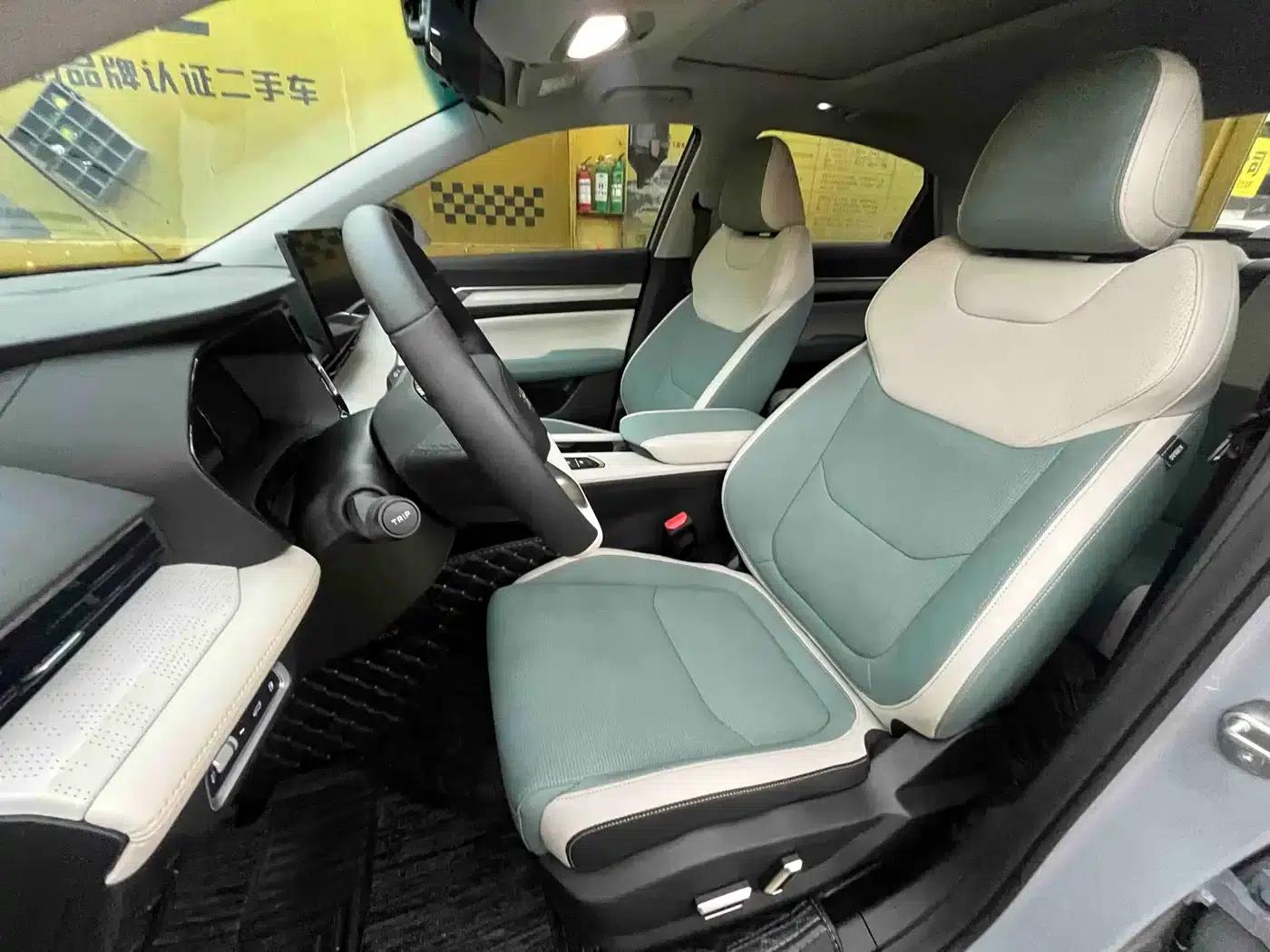 Geely Emgrand L HiP 2022 1.5TD-DHT Pro 100KM Super Speed — миниатюра 11