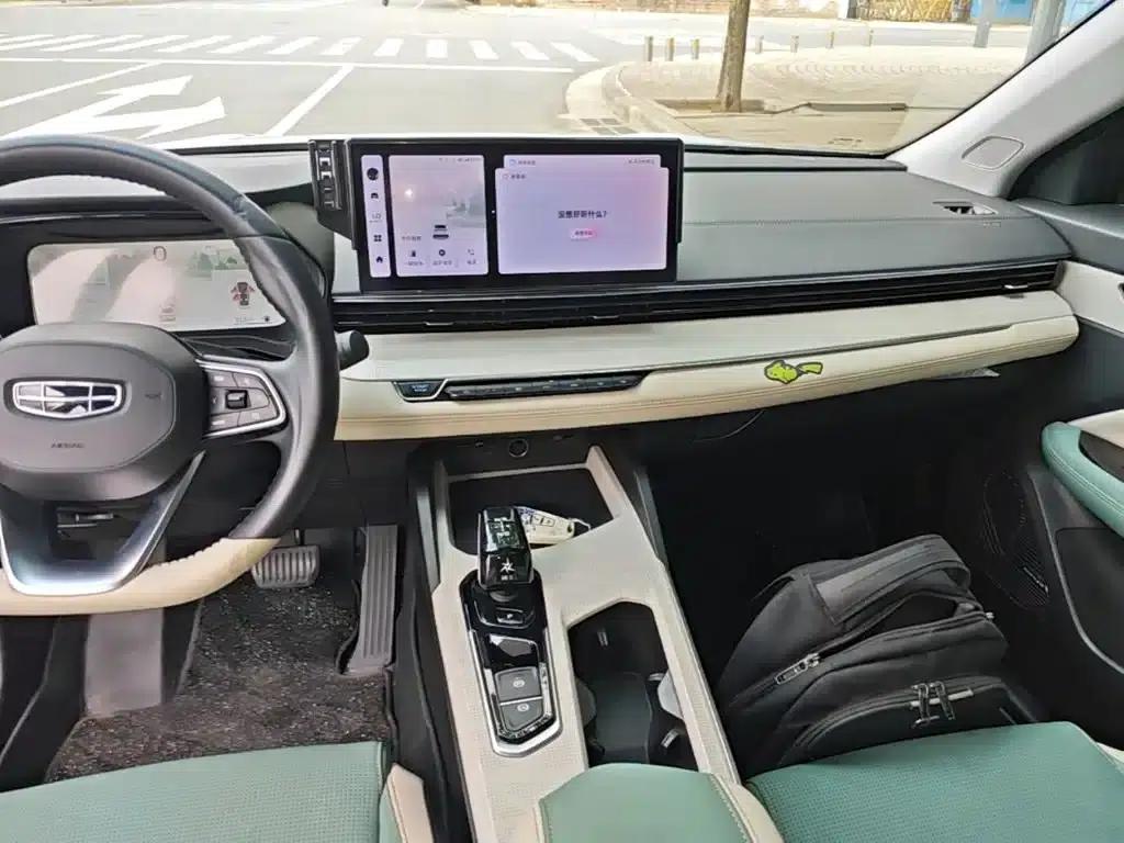 Geely Emgrand L HiP 2022 1.5TD-DHT Pro 100KM Super — миниатюра 13