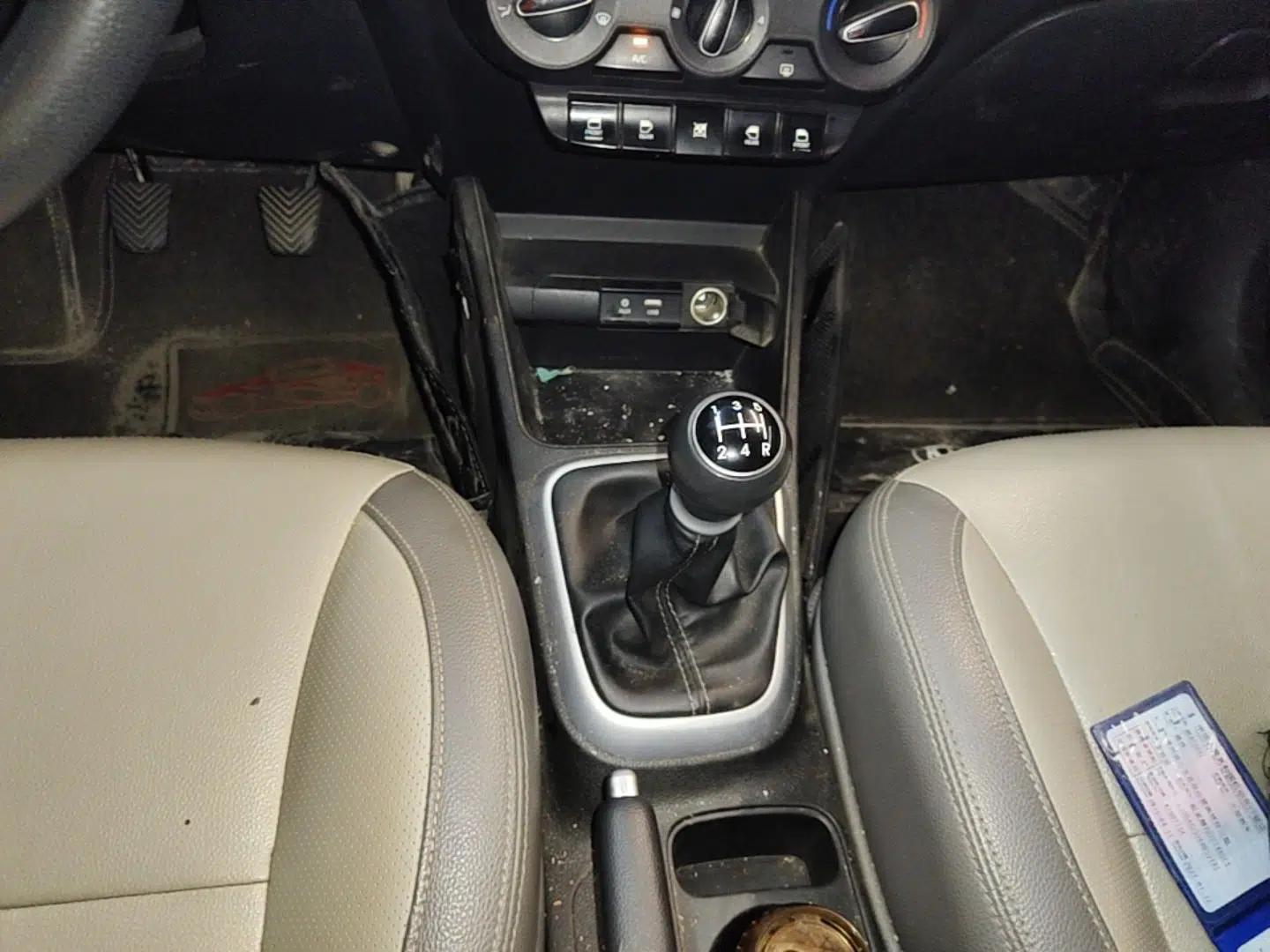 Kia Pegas 2017 1.4L Manual Value Edition — миниатюра 16