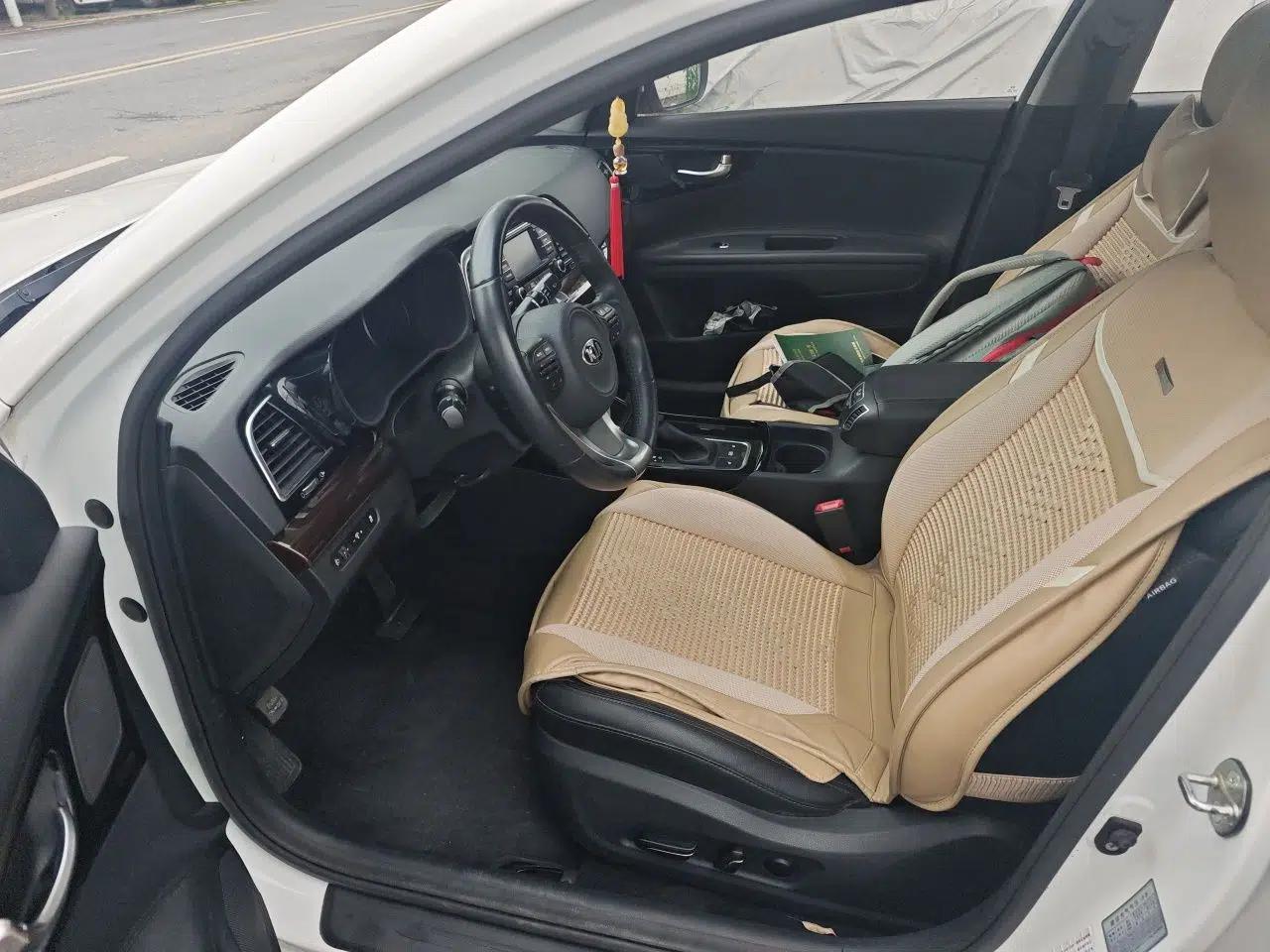 Kia K4 2015 1.8L Automatic DLX Special — миниатюра 15