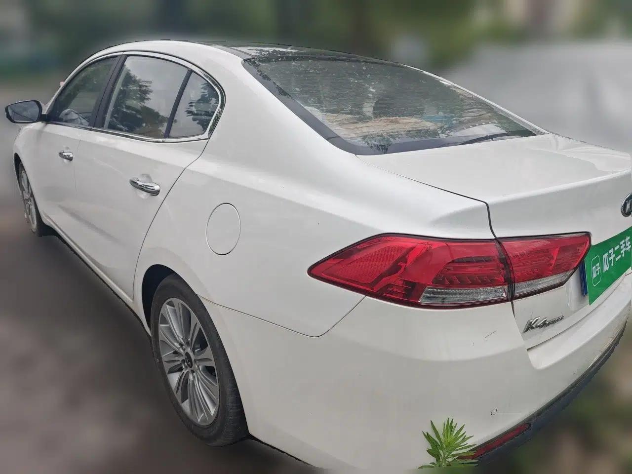 Kia K4 2015 1.8L Automatic DLX Special — миниатюра 4