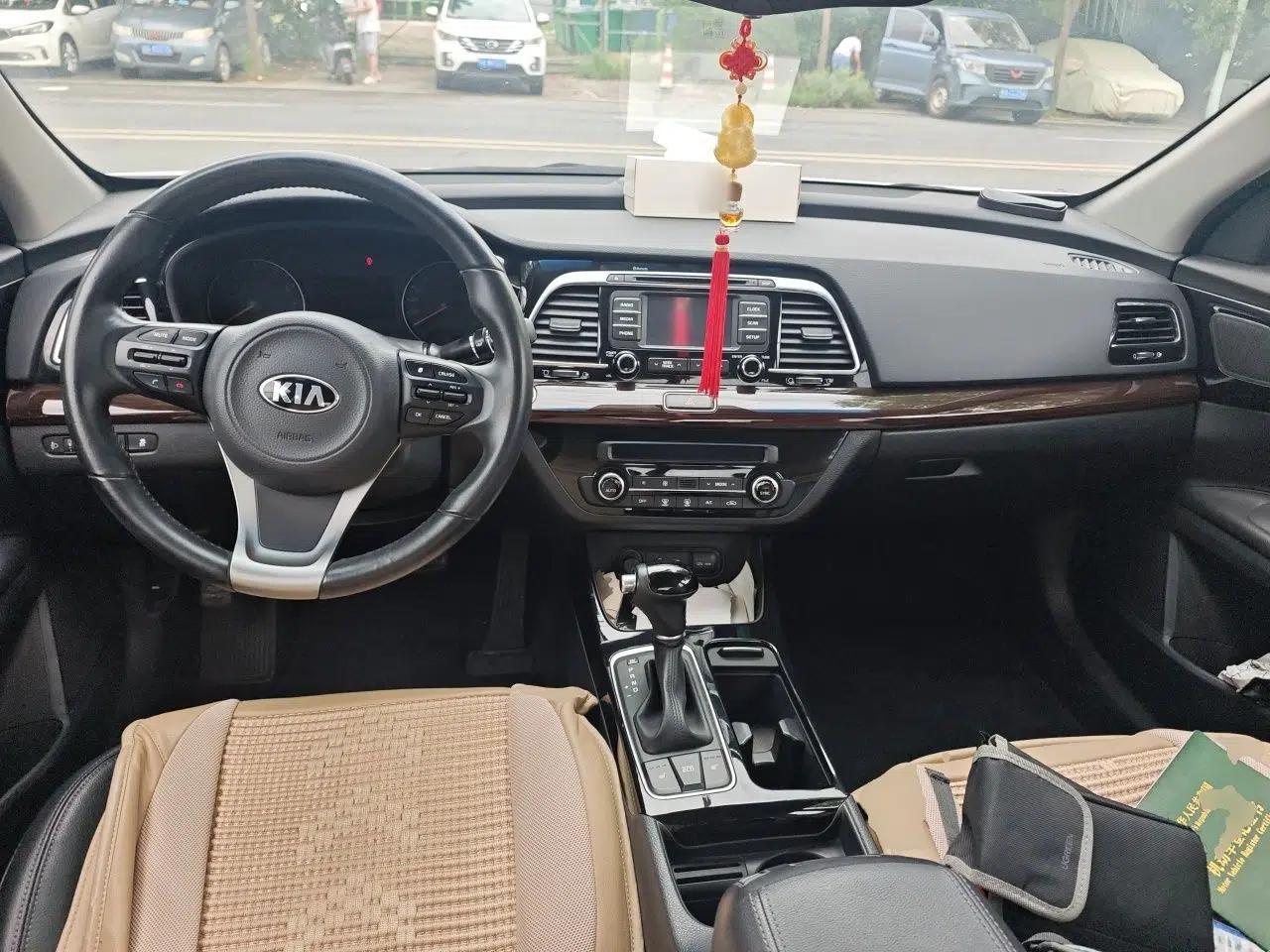 Kia K4 2015 1.8L Automatic DLX Special — миниатюра 9