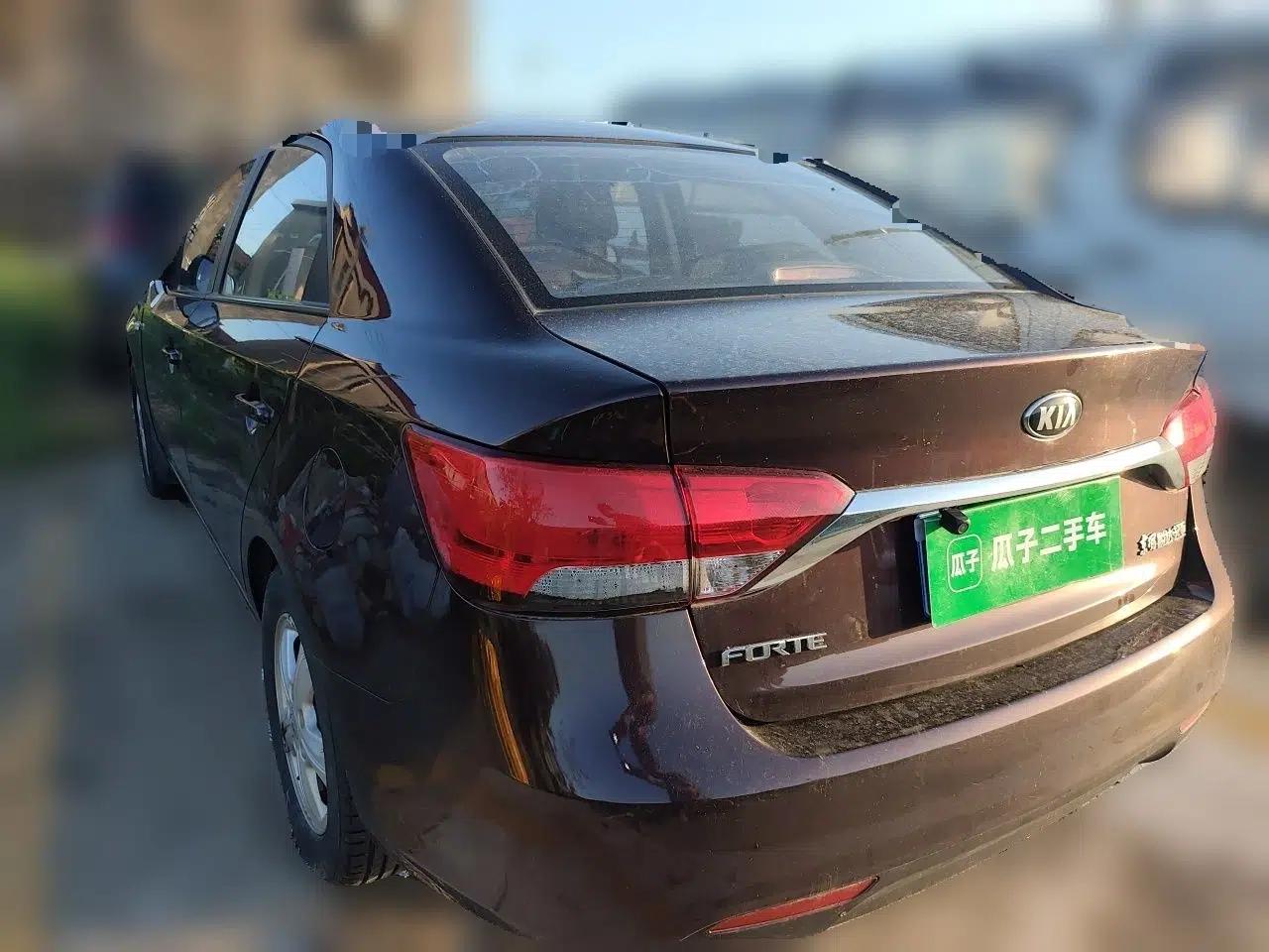Kia Forte 2014 1.6L MT GL — миниатюра 4