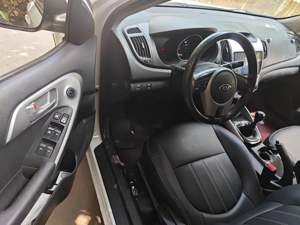Kia Forte 2014 1.6L MT GL — миниатюра 16