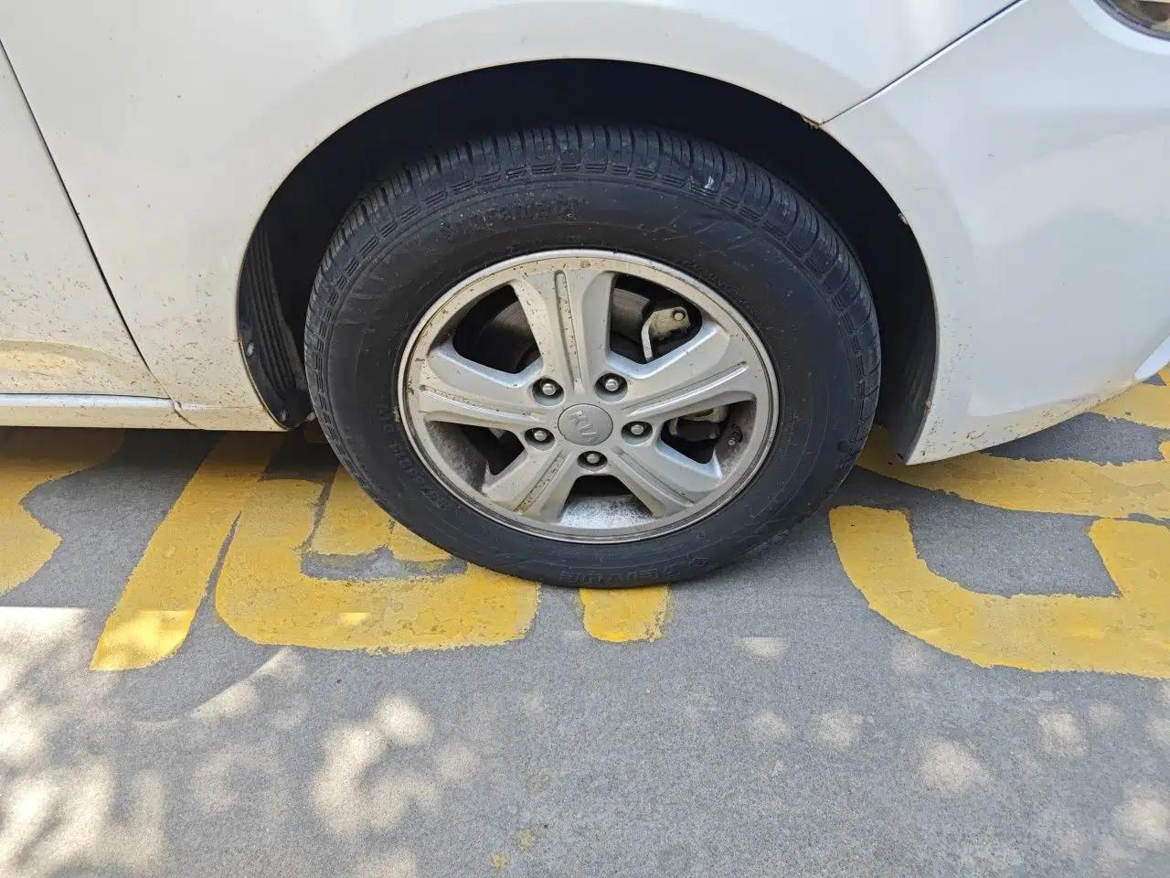 Kia Forte 2014 1.6L MT GL — миниатюра 8