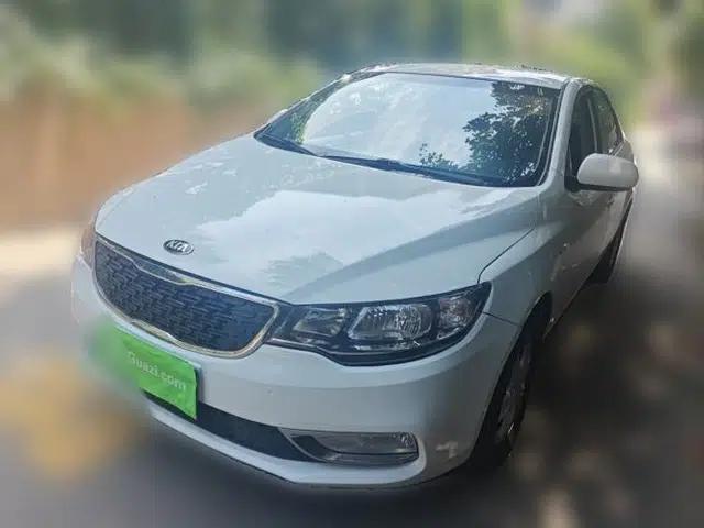 Kia Forte 2014 1.6L MT GL