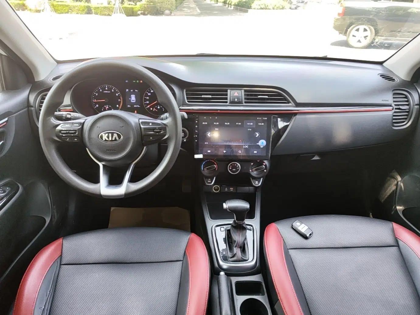 Kia KX Cross 2017 1.4L AT GLS — миниатюра 12