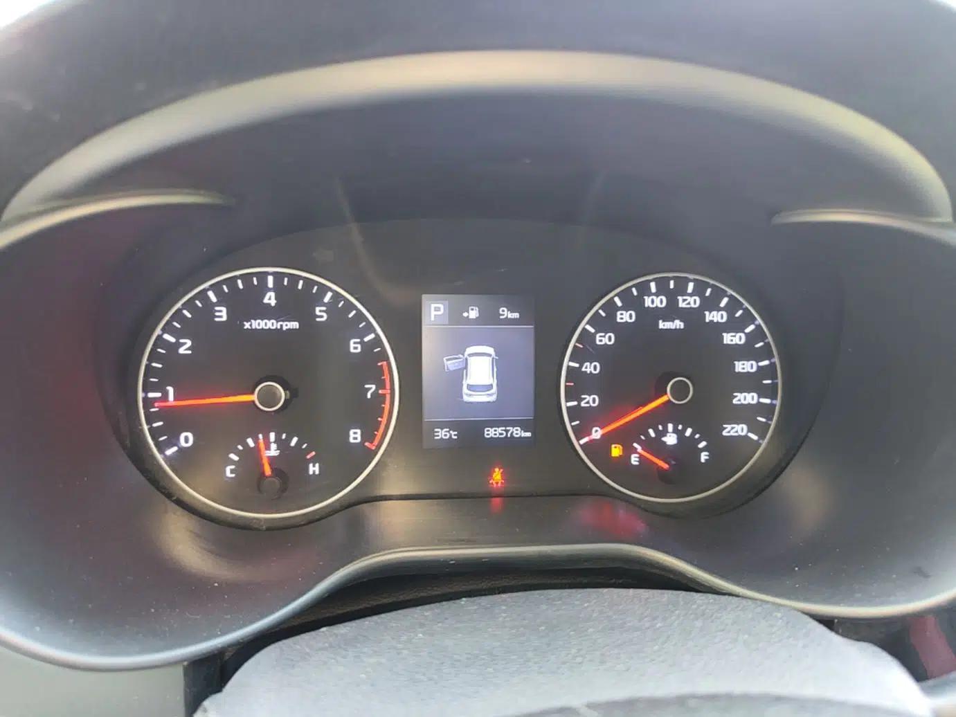 Kia KX Cross 2017 1.4L AT GLS — миниатюра 14