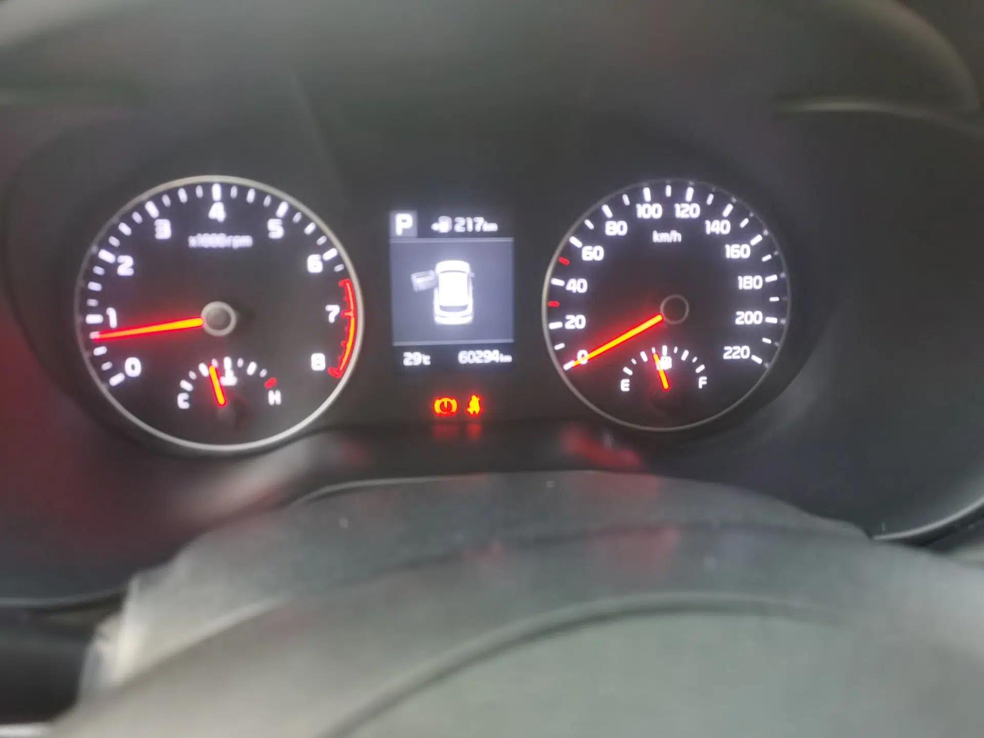 Kia KX Cross 2017 1.4L AT GLS — миниатюра 12