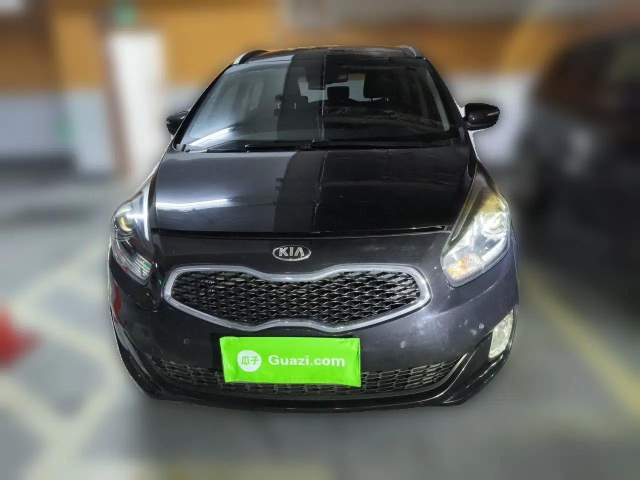 Kia Carens 2013 2.0L 7-Seater Automatic Luxury Version China IV Standard — миниатюра 2