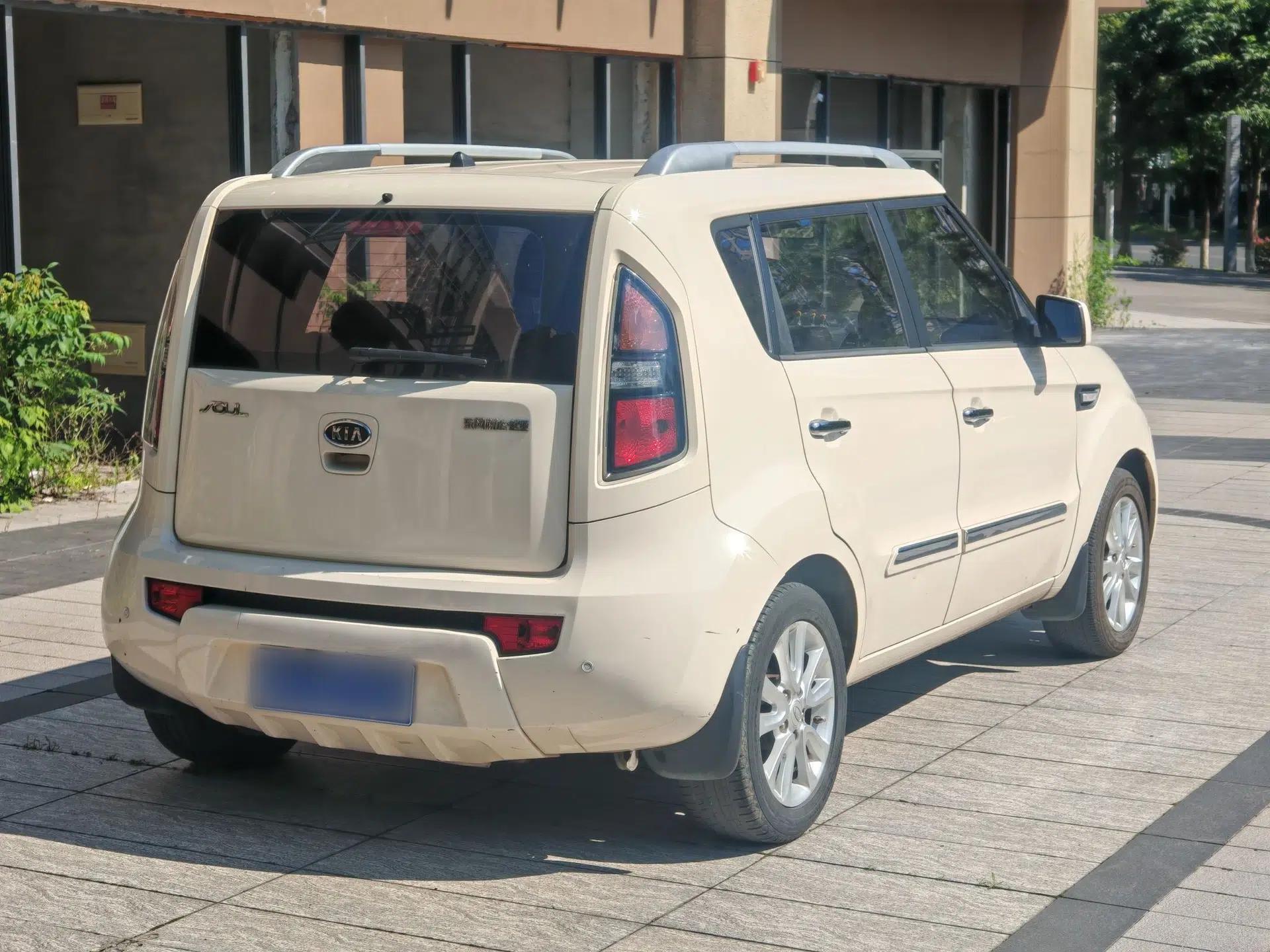 Kia Soul 2013 1.6L AT GL — миниатюра 8