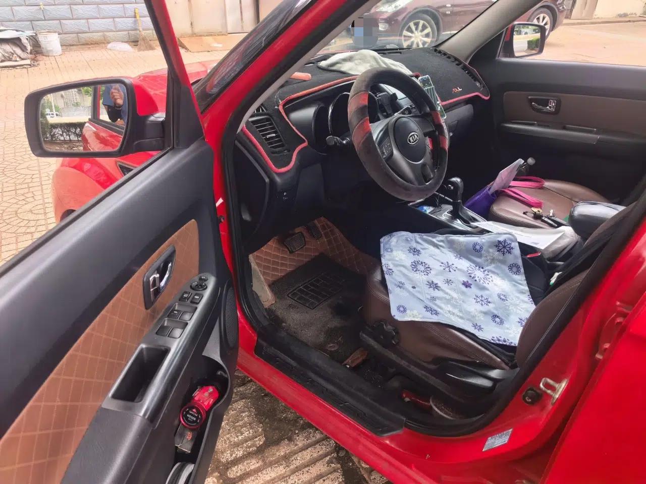 Kia Soul 2013 1.6L AT Premium — миниатюра 16