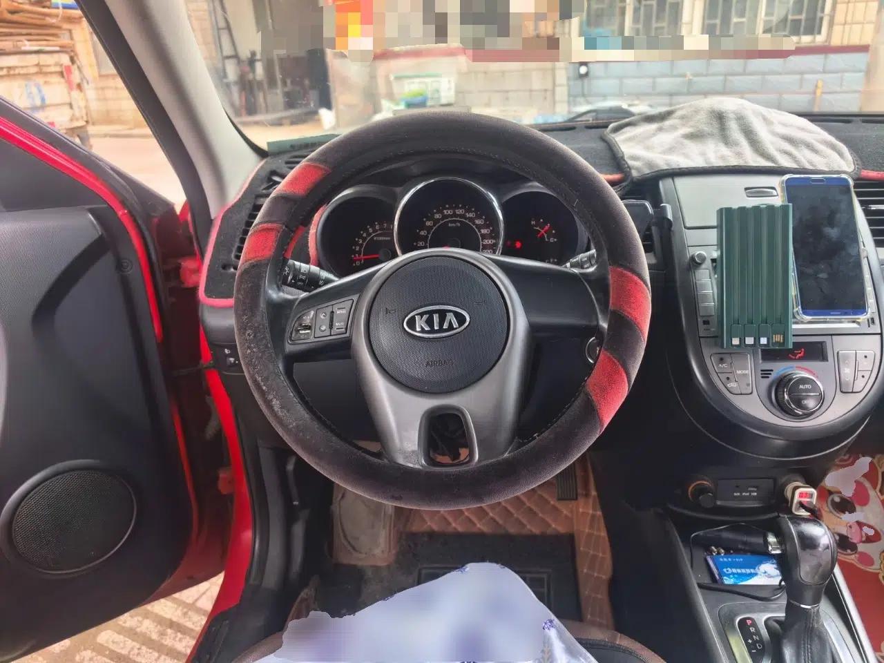 Kia Soul 2013 1.6L AT Premium — миниатюра 10