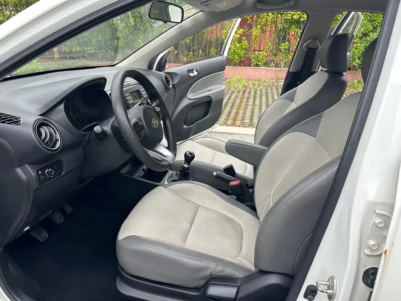 2017 Kia K2 1.4L Manual Smart Edition Value — миниатюра 5