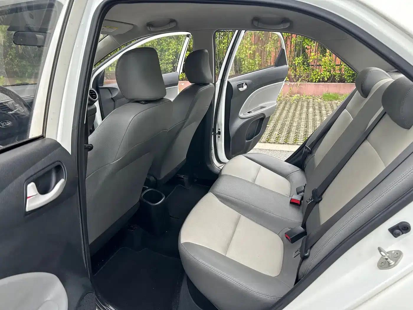 2017 Kia K2 1.4L Manual Smart Edition Value — миниатюра 6