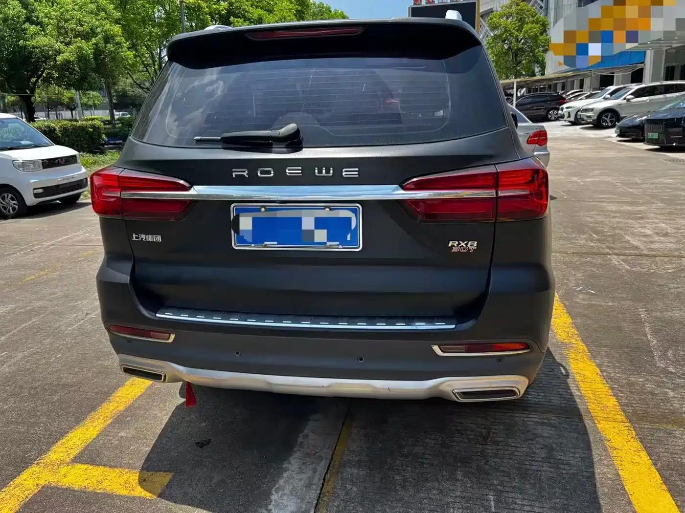 Roewe RX8 2018 30T 2WD Flagship Edition — миниатюра 2